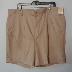 Farah Khakis Shorts NWT